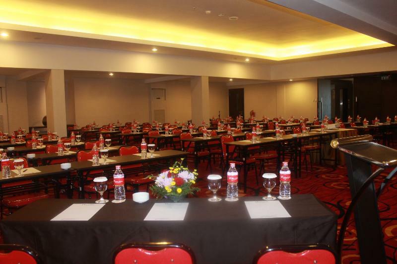 Swiss-Belinn Balikpapan Balikpapan (Borneo) Exterior foto